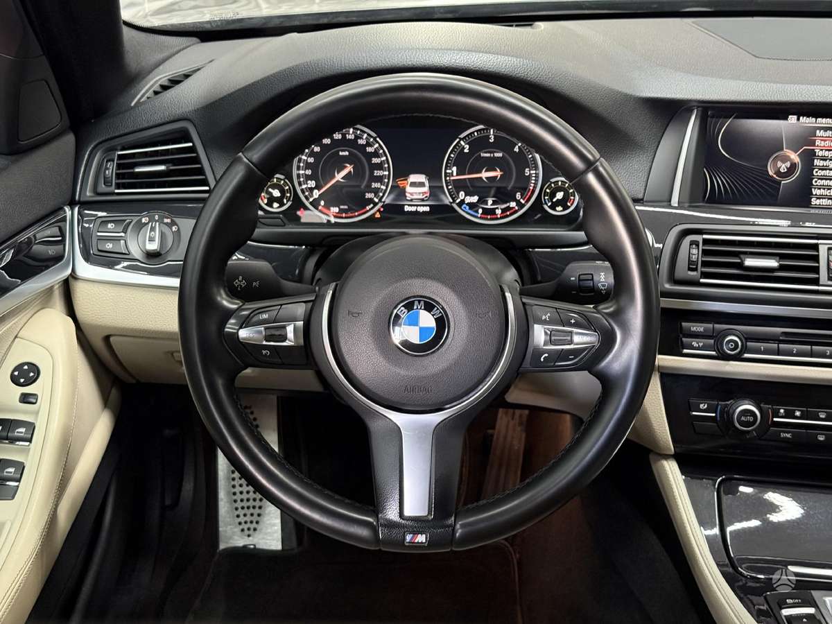 BMW 525, 2.0 l., Седан