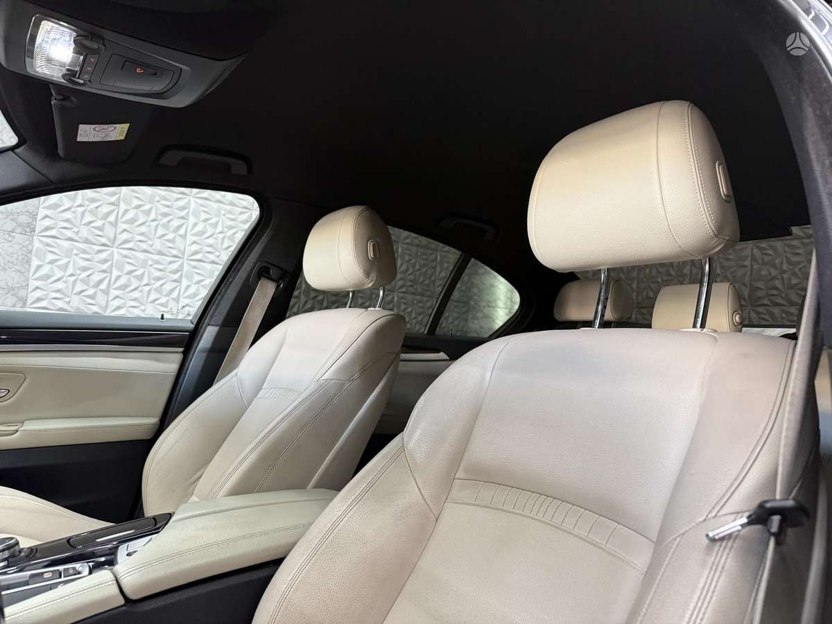 BMW 525, 2.0 l., Седан