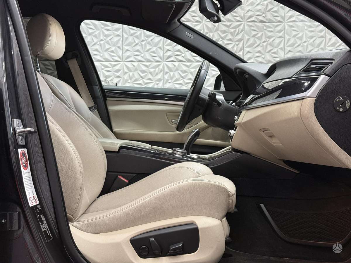 BMW 525, 2.0 l., Седан