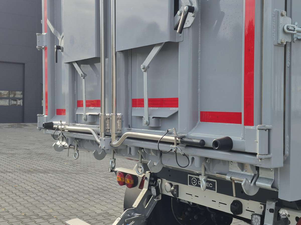 D-TEC Alu, savivartės