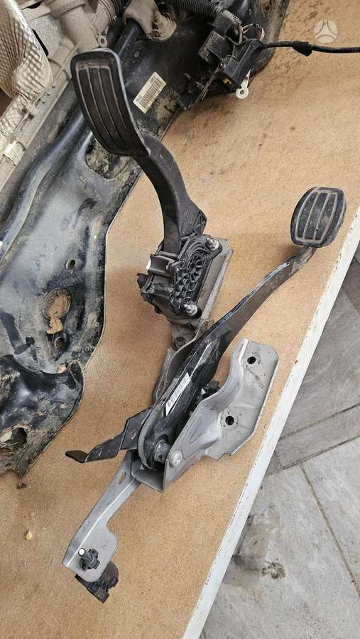 Ford Transit chassis parts