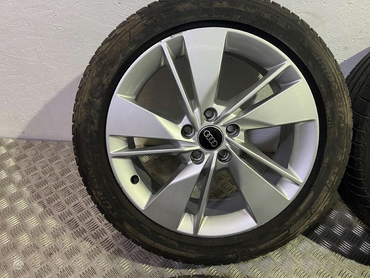 Audi, lengvojo lydinio, R18