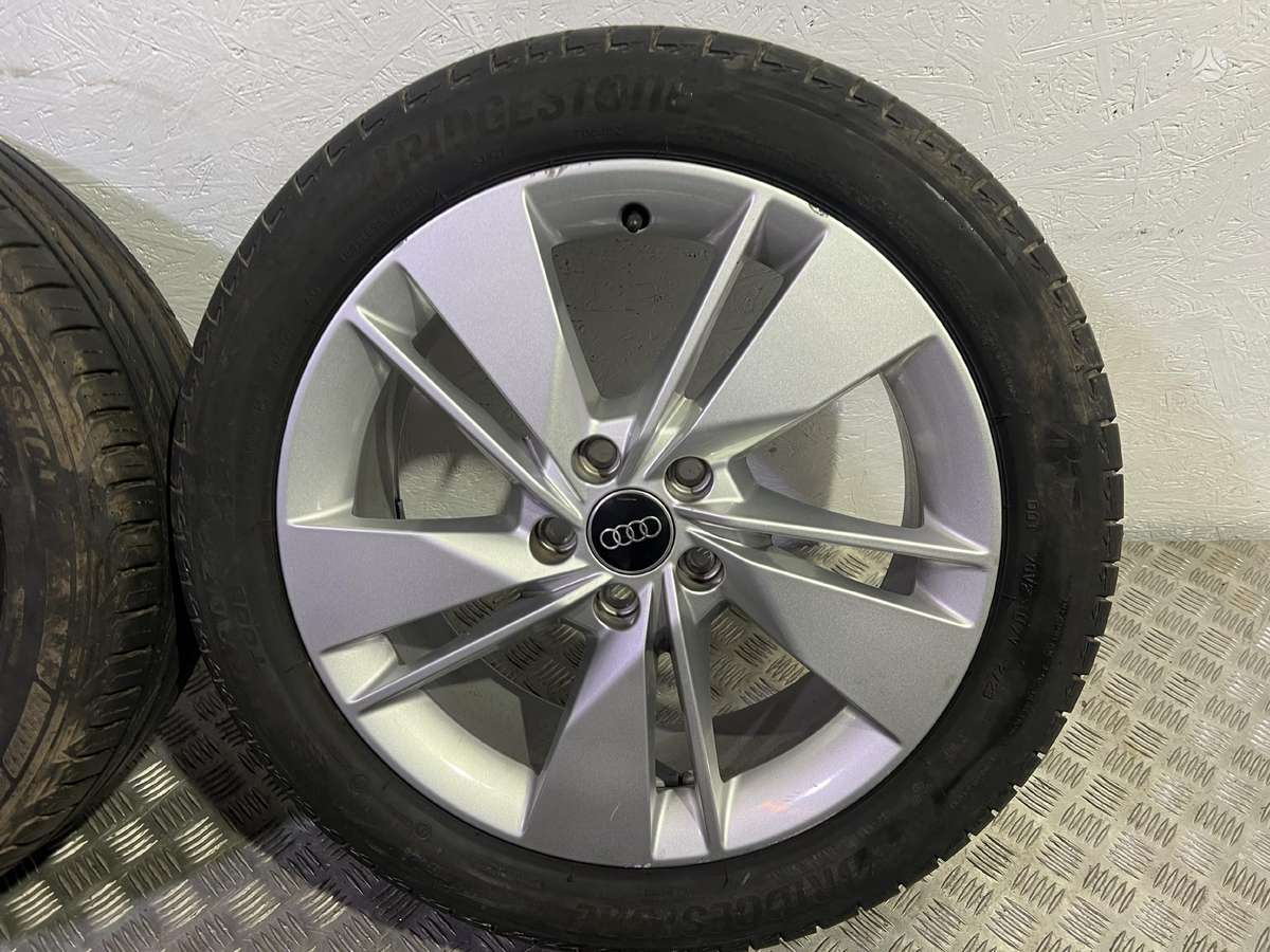 Audi, lengvojo lydinio, R18