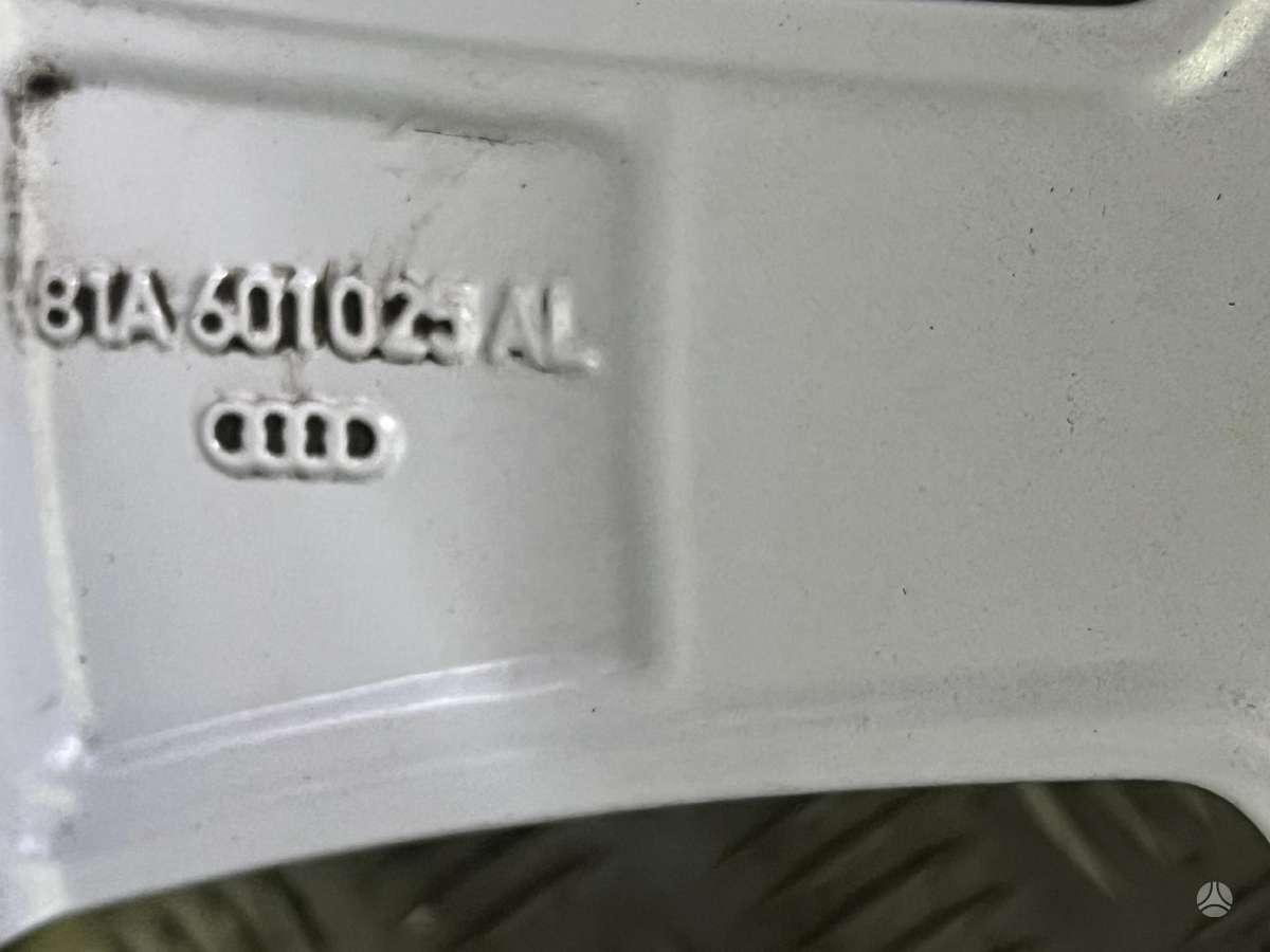 Audi, lengvojo lydinio, R18