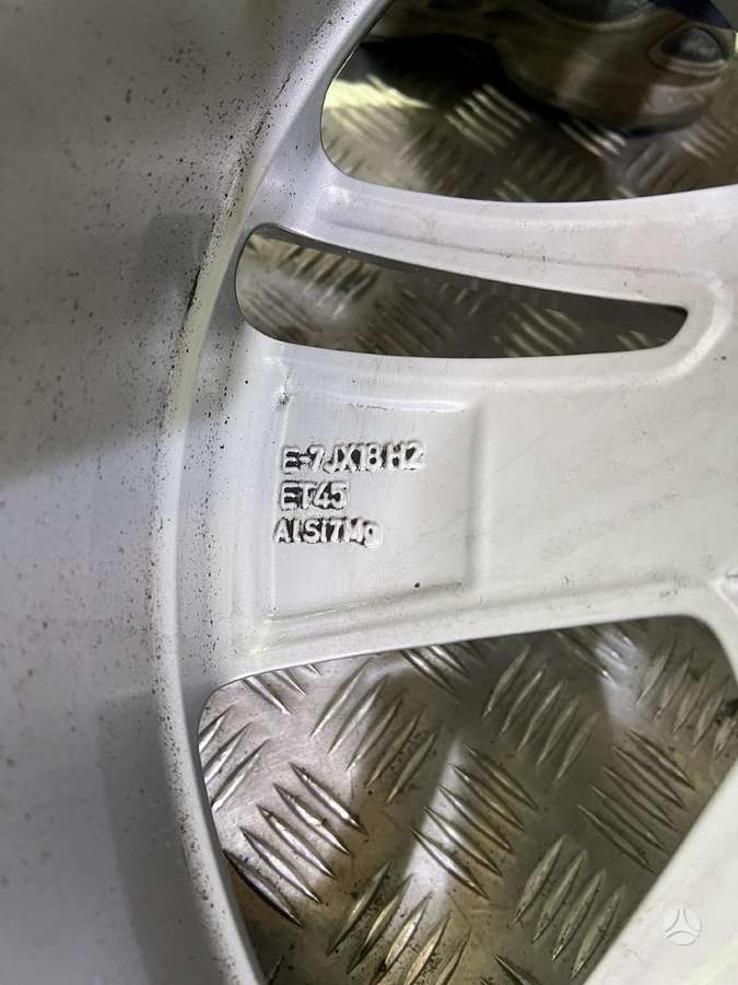 Audi, light alloy, R18