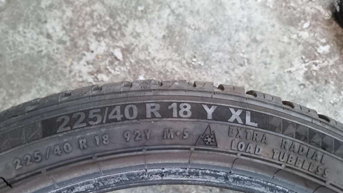 Semperit A/S Grip, зимние 225/40 R18