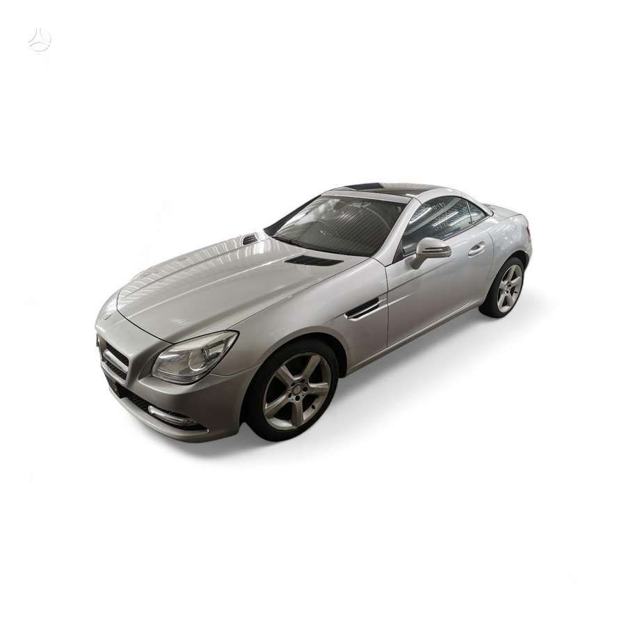Mercedes-Benz SLK250 по частям