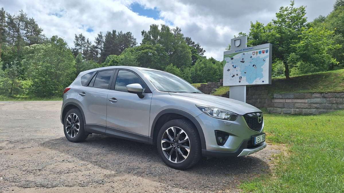 Mazda CX-5, 2.2 l., Внедорожник / Кроссовер