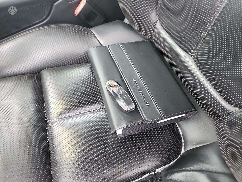 Porsche Macan - 7