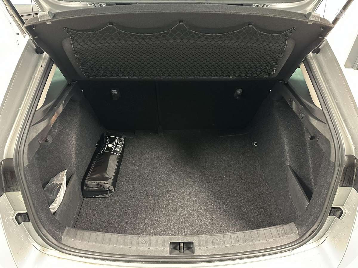 Skoda Scala, 1.0 l., hatchback