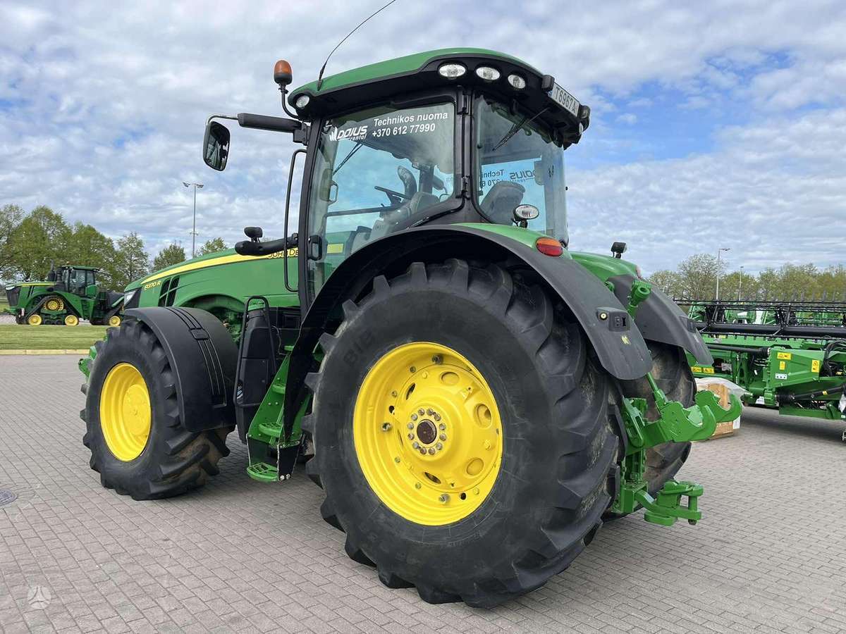 John Deere 8370R, тракторы