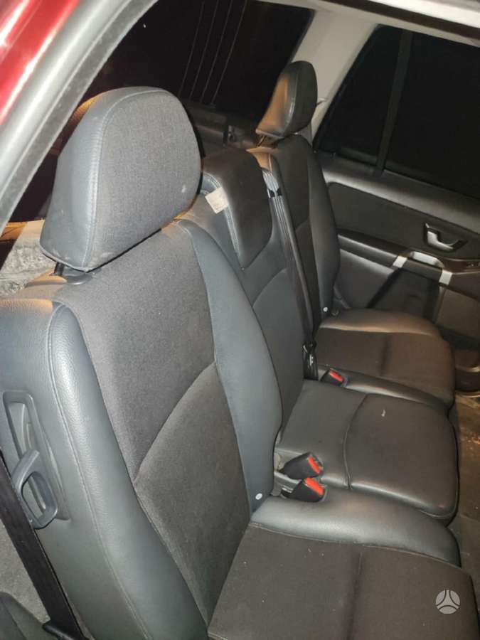 Volvo XC90 Spalva 454 rida 240km