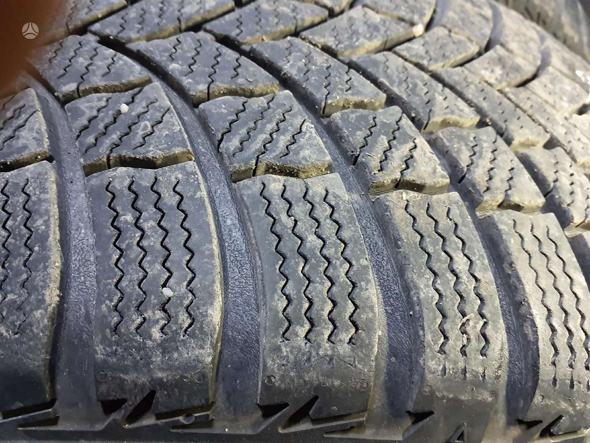 Bridgestone, universalios 205/55 R16