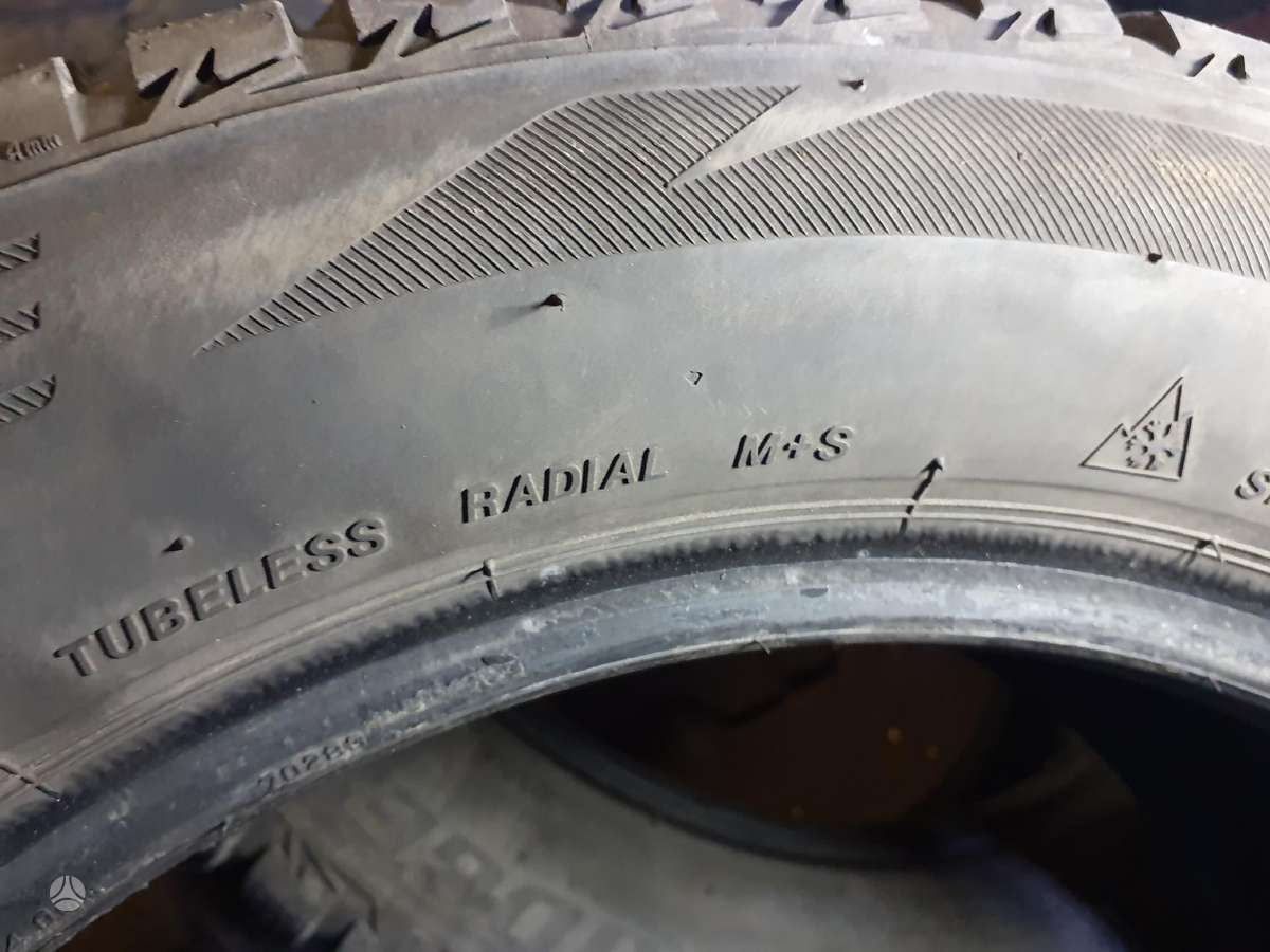 Bridgestone, universalios 205/55 R16
