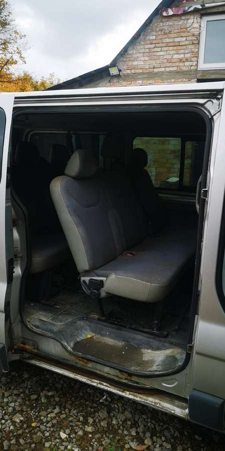 Renault Trafic, passenger vans