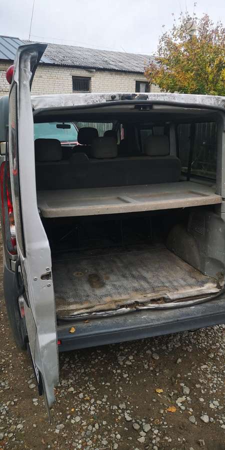 Renault Trafic, passenger vans