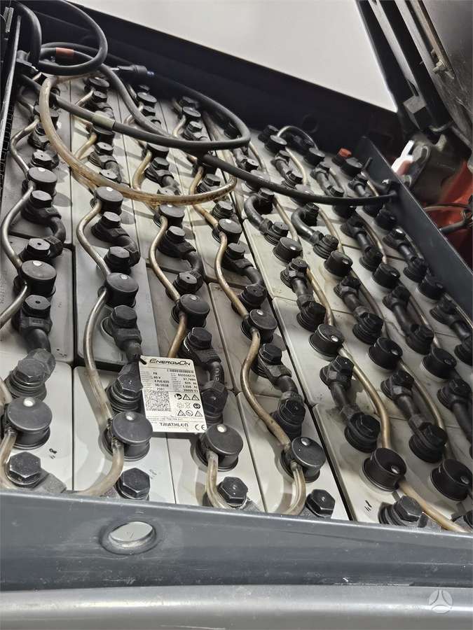 Linde E20, šakiniai krautuvai