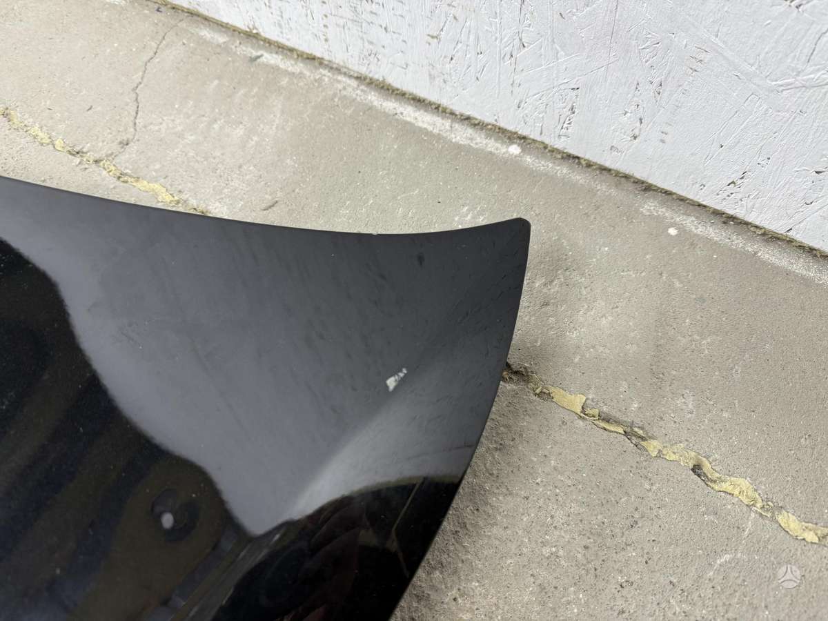 BMW X3 hood (front, rear)