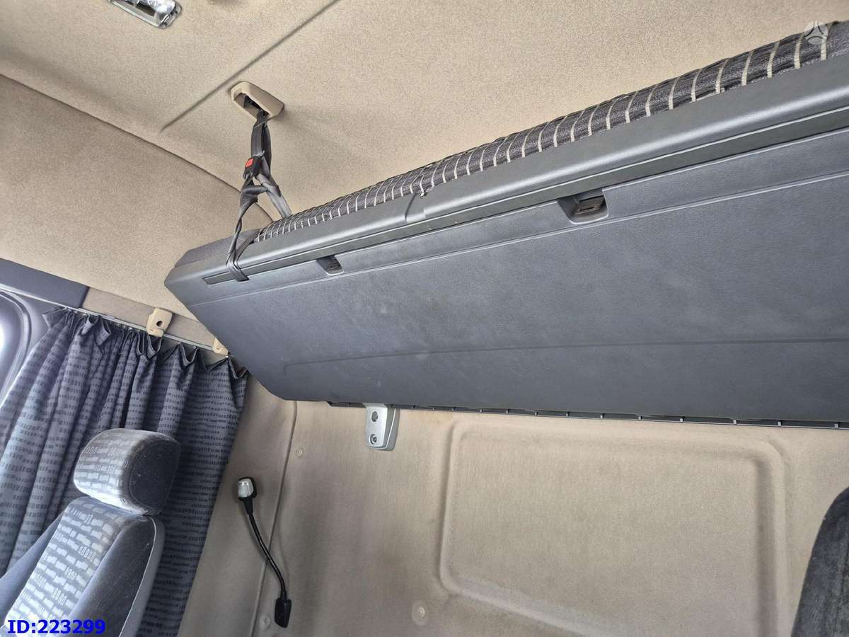 Scania R420 6x2 MANUAL, double sleeper
