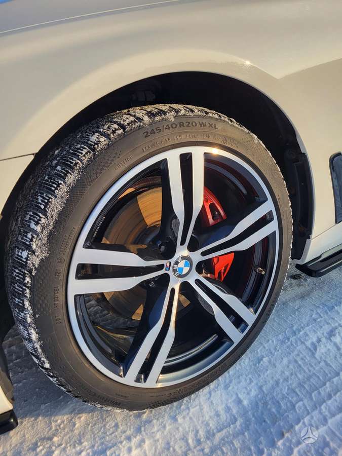 BMW 740, 3.0 l., Седан