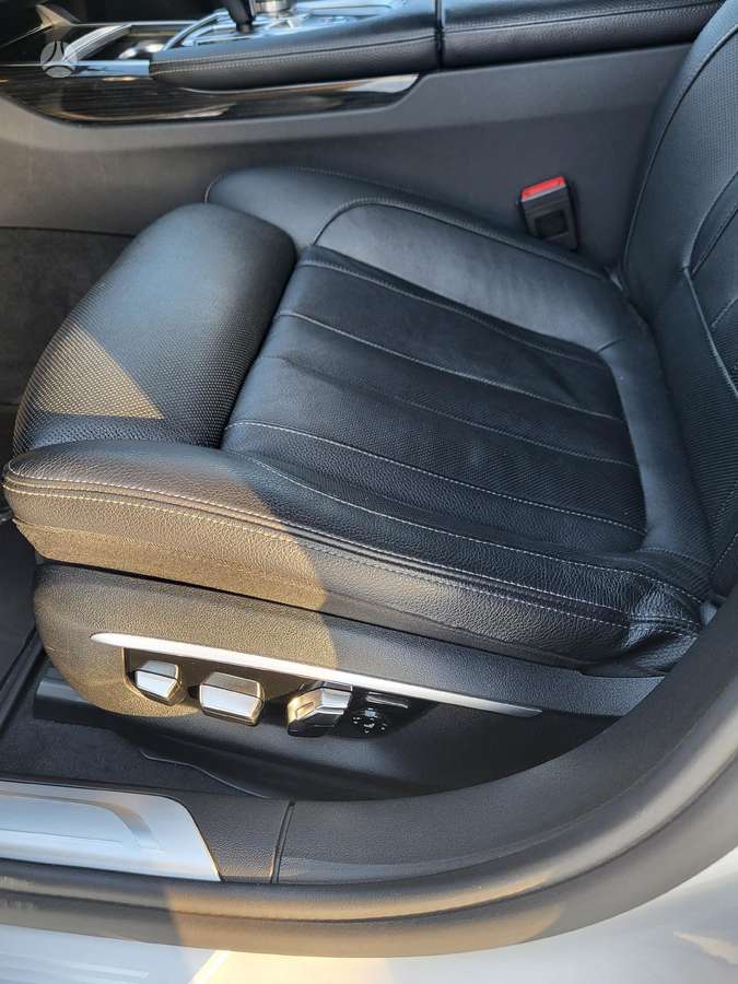 BMW 740, 3.0 l., Седан