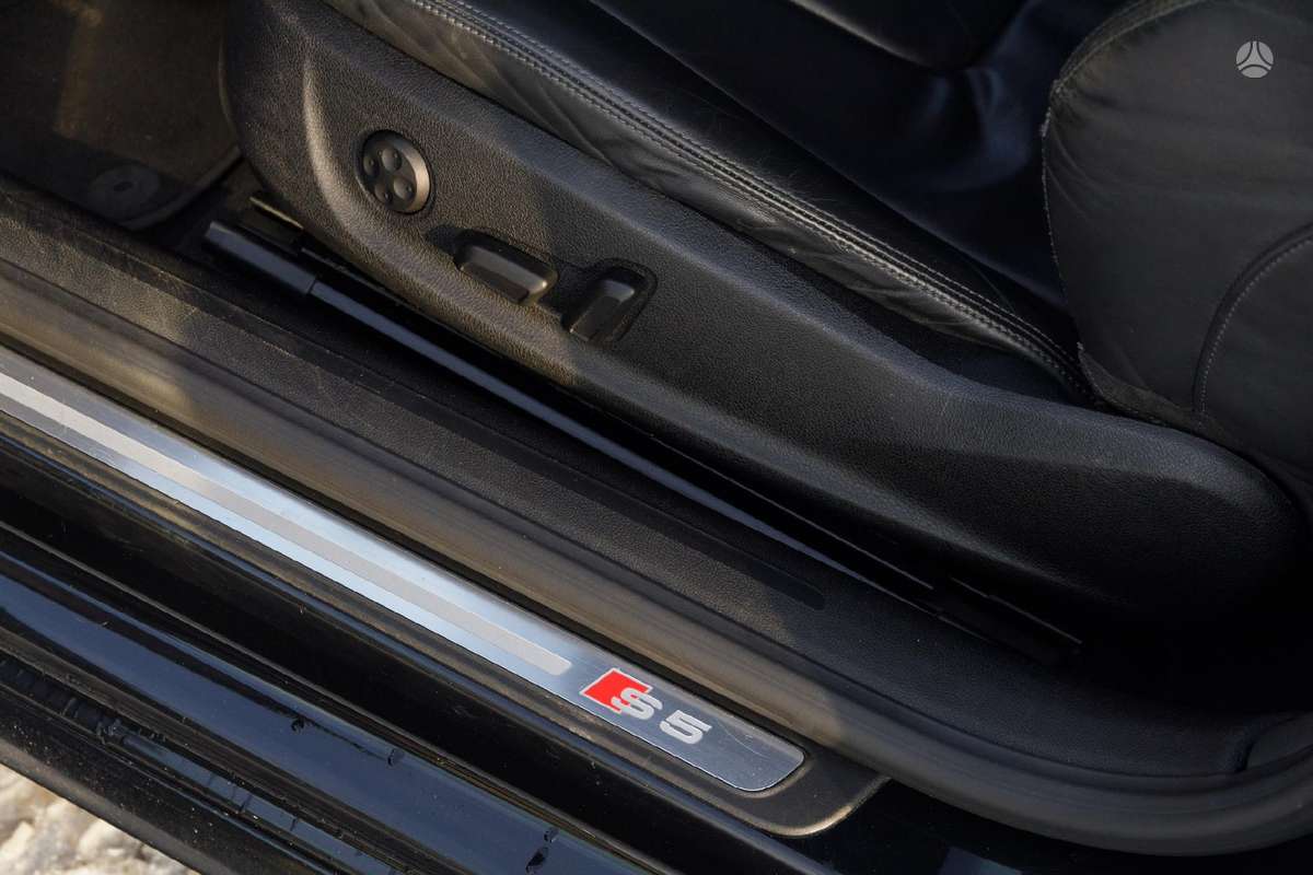 Audi S5, 4.2 l., coupe