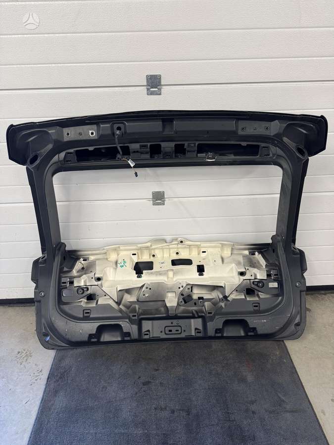 Volvo XC60 hood (front, rear)