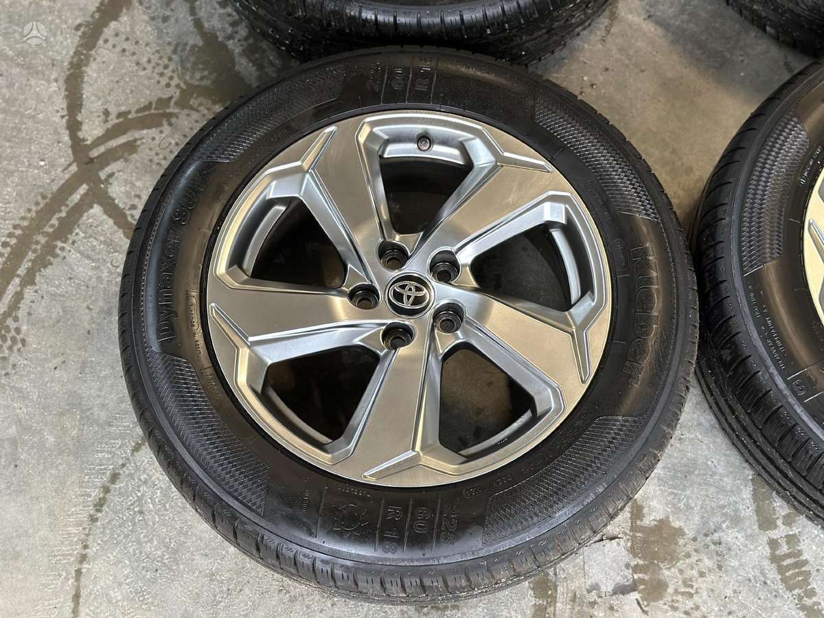Toyota RAV4, легкосплавные , R18