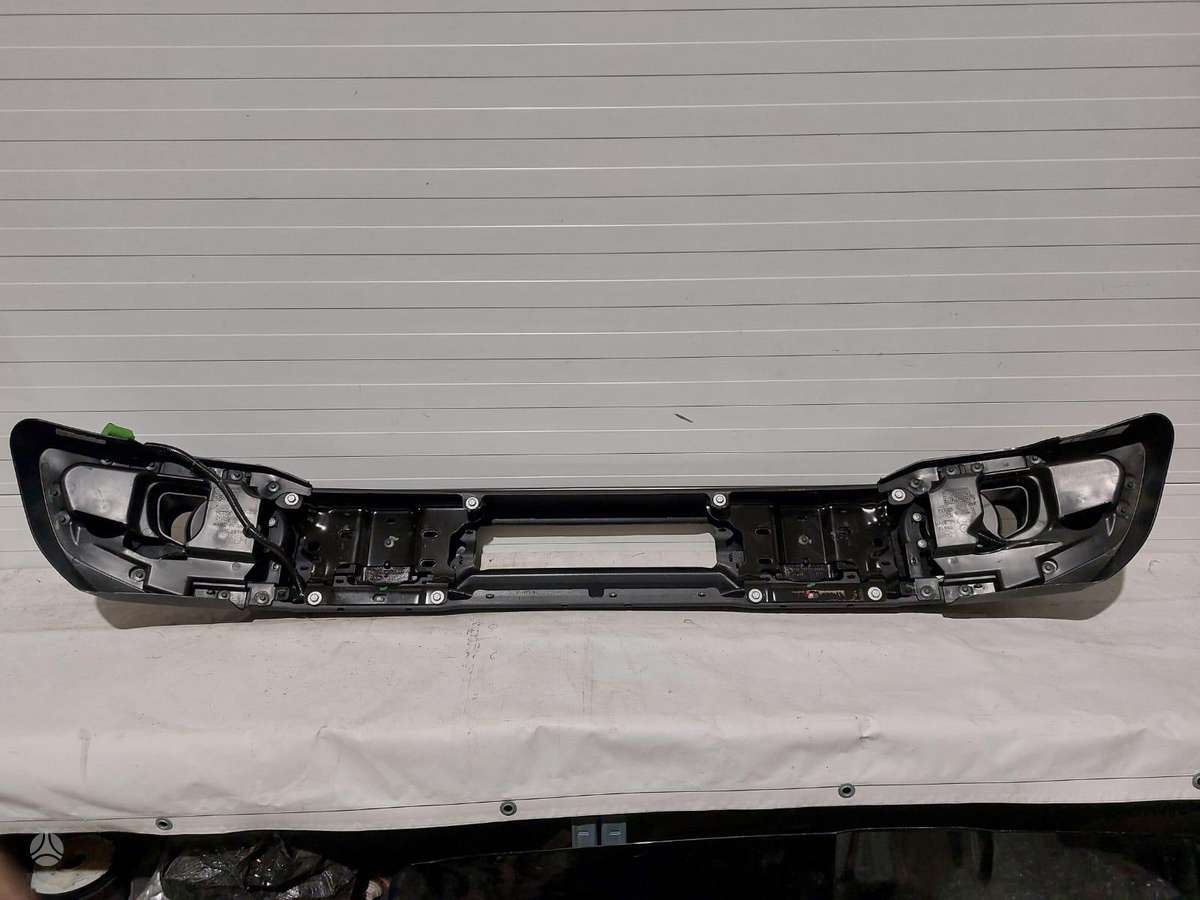 Ford Bronco, M2DZ-17757-AA, bumpers