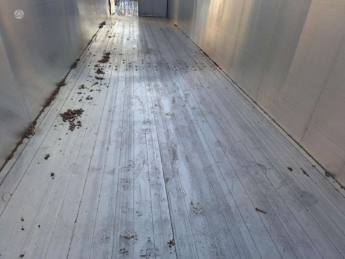 Knapen, with moving floor