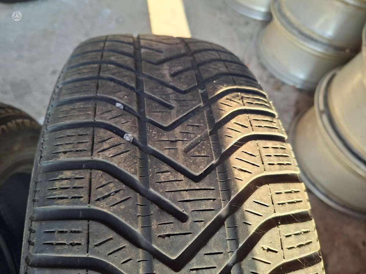 Pirelli, зимние 195/55 R17