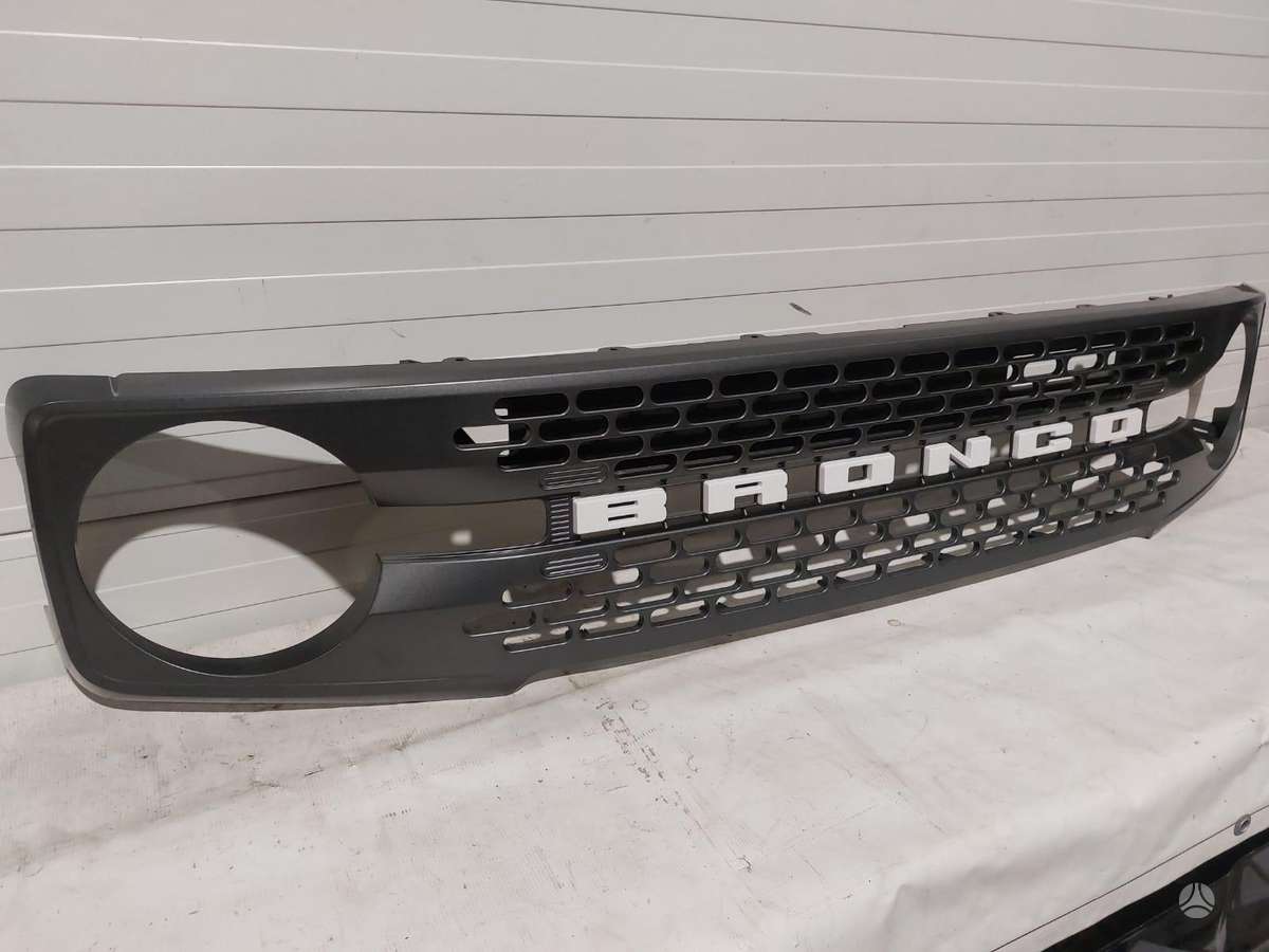Ford Bronco radiatora režģis
