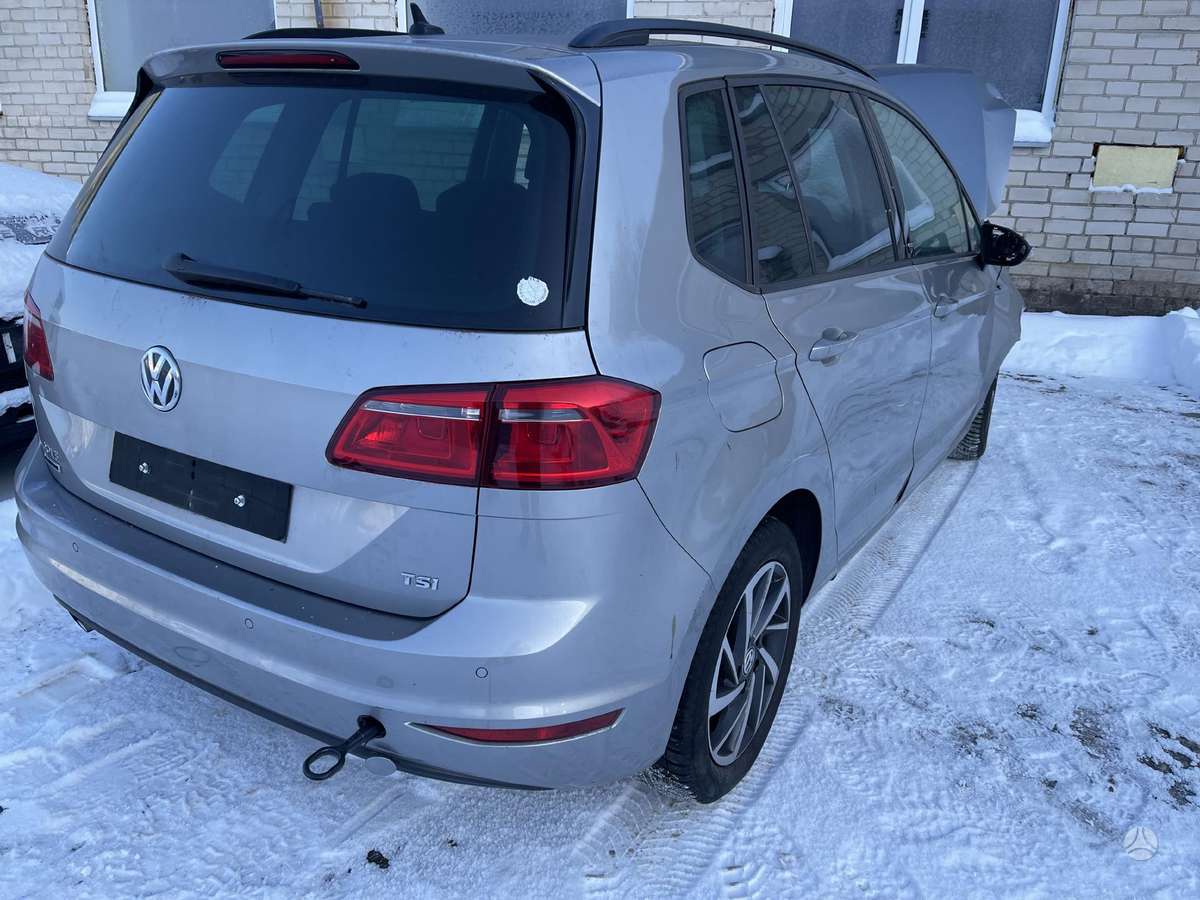 Volkswagen Golf Sportsvan dalimis