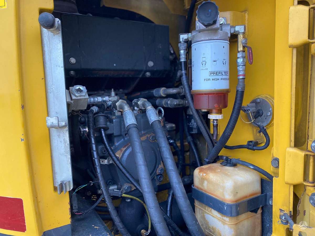 Komatsu PC 138 US-8 BOGMASTER, экскаваторы