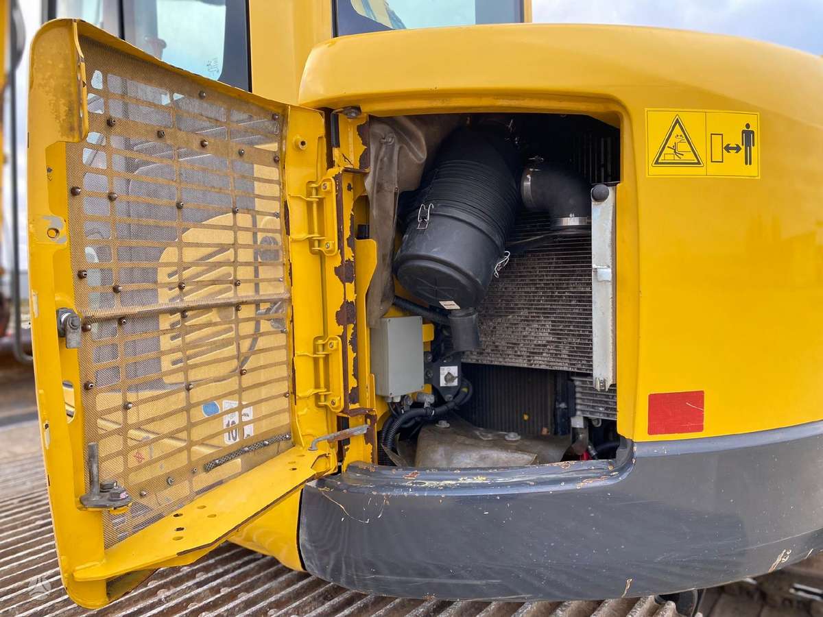 Komatsu PC 138 US-8 BOGMASTER, экскаваторы