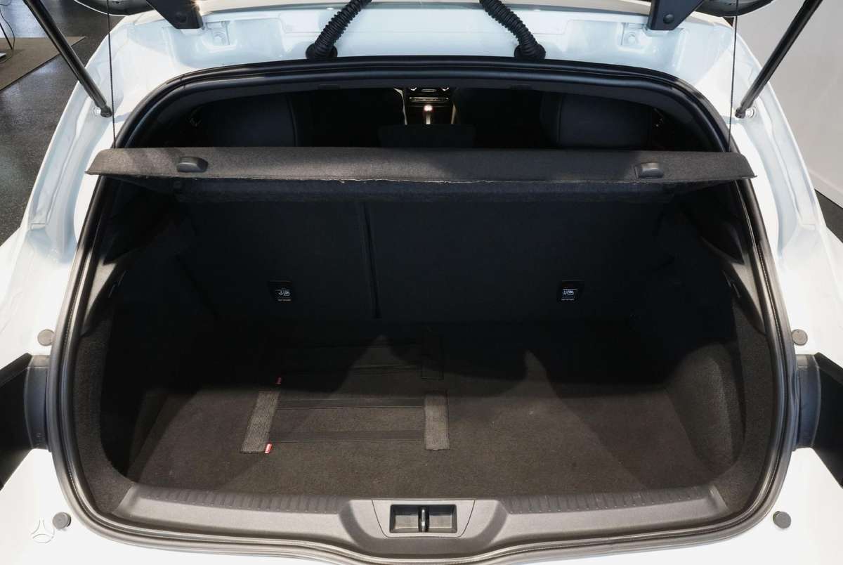 Renault Megane, 1.8 l., hatchback