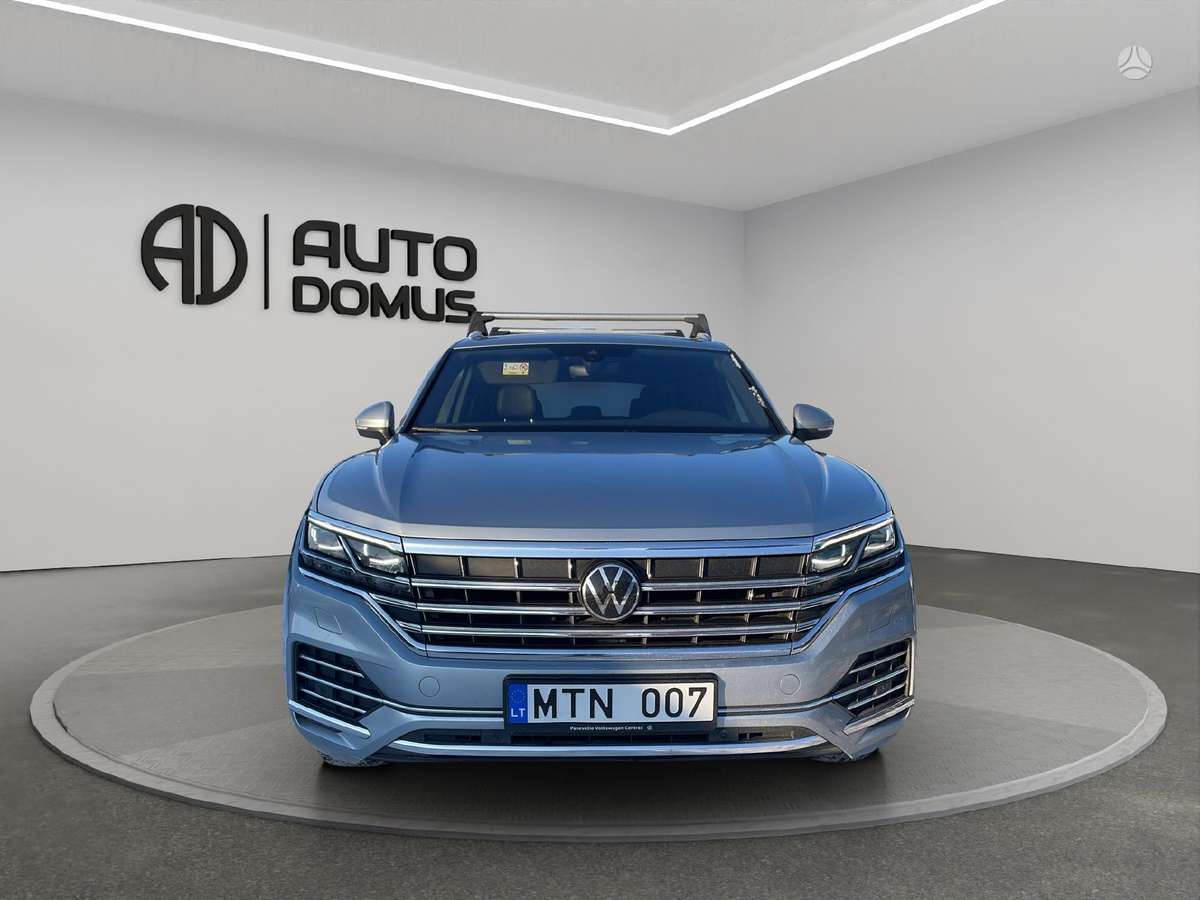 Volkswagen Touareg - 2