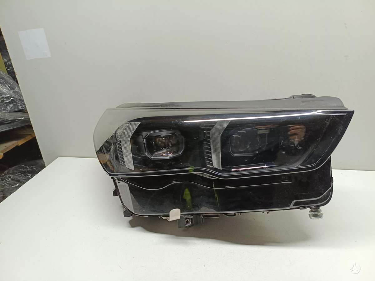 BMW 518
