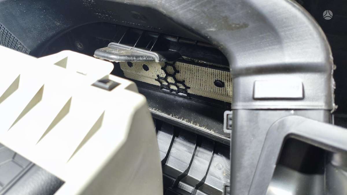 Volkswagen Jetta по частям. id 70292