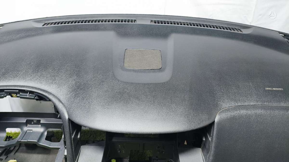 Nissan Pathfinder по частям. id 70288