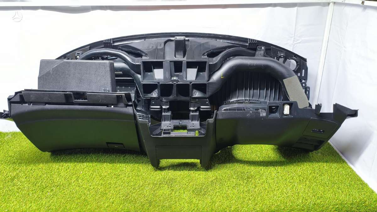 Nissan Pathfinder по частям. id 70288