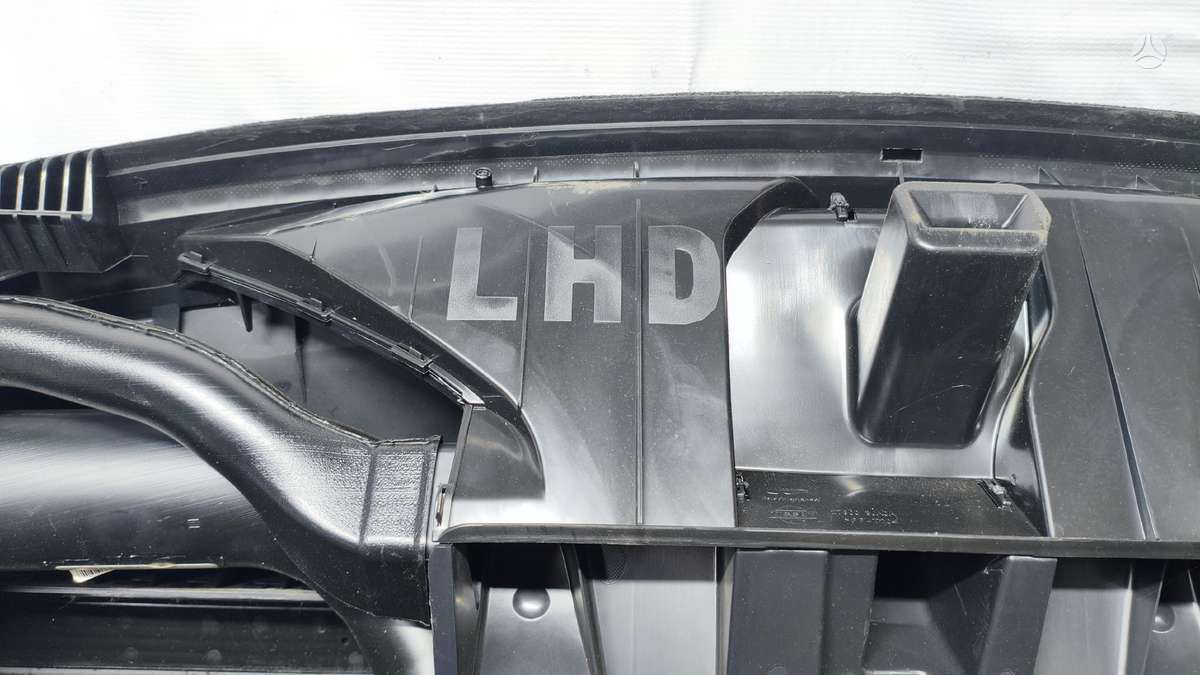 Nissan Pathfinder dalimis. id 70288