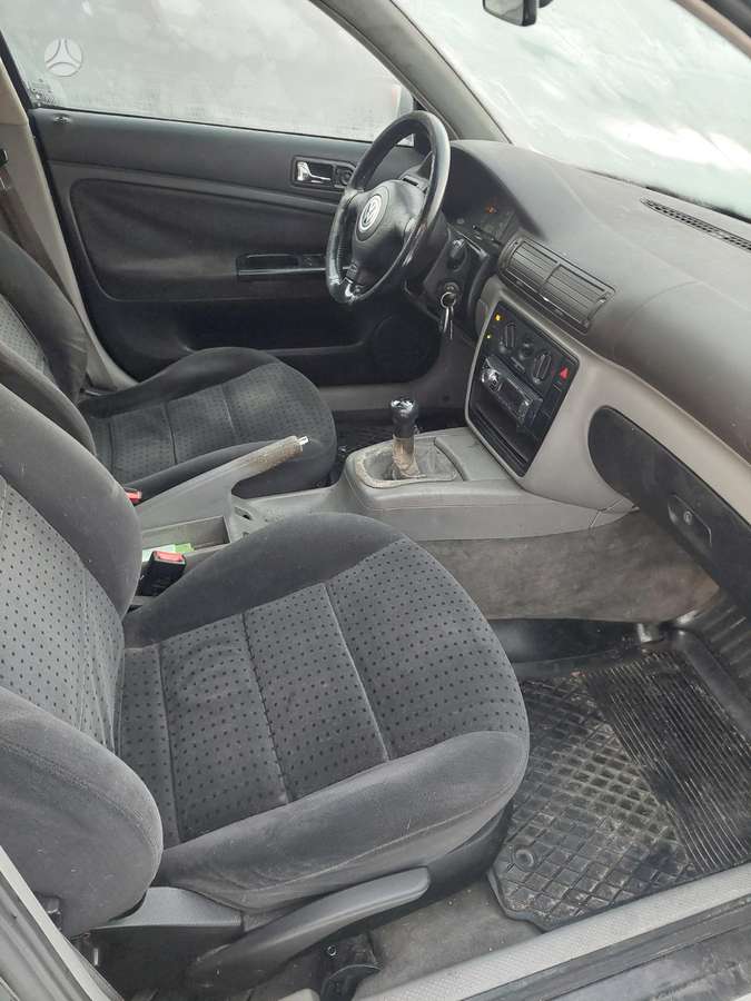 Volkswagen Passat, 1.6 l., Универсал