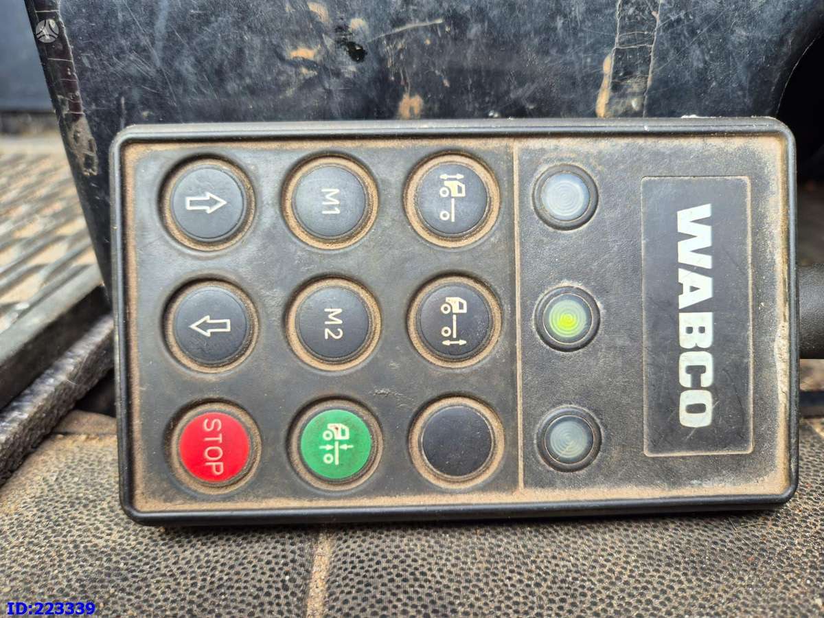 Scania R420 ADR  MANUAL 6x2, single sleeper