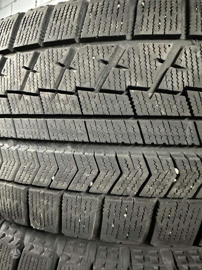 Bridgestone, winter 235/50 R18