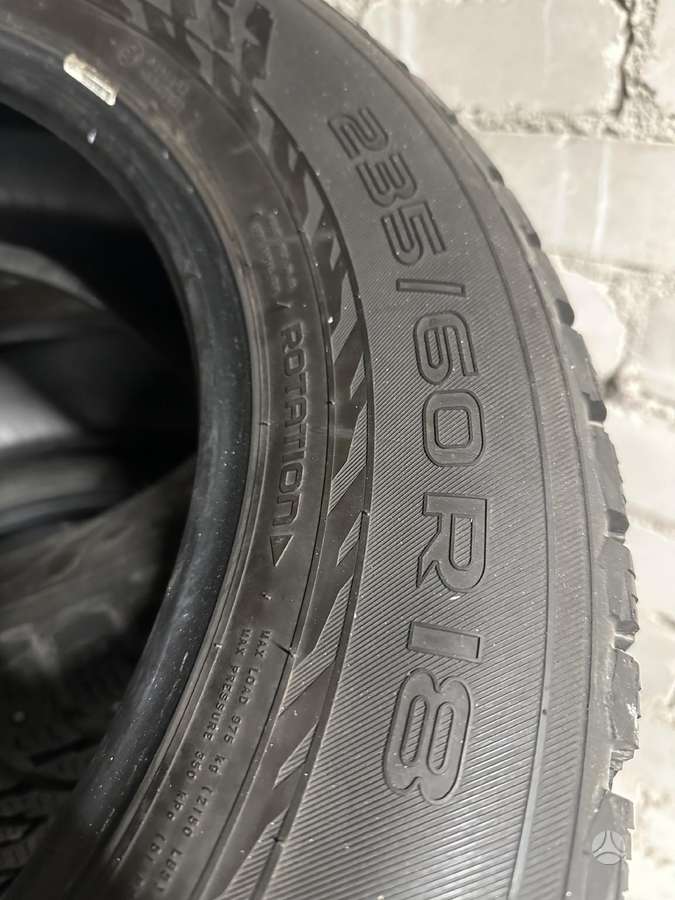 Bridgestone, зимние 235/50 R18