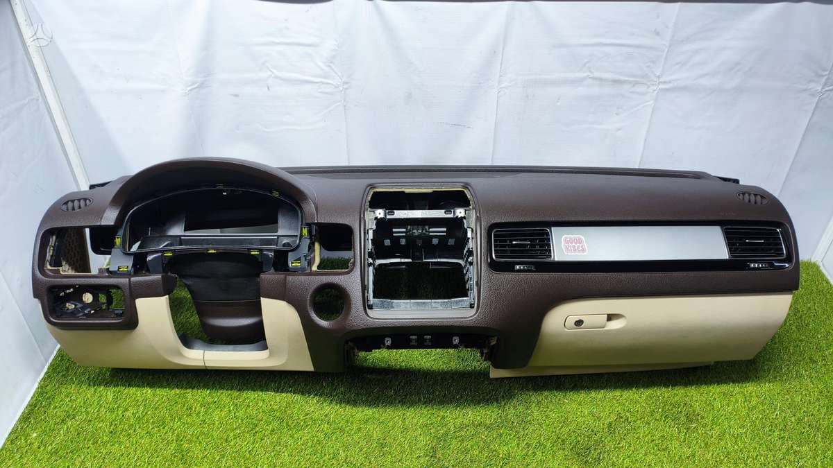 Volkswagen Touareg по частям. id 70304