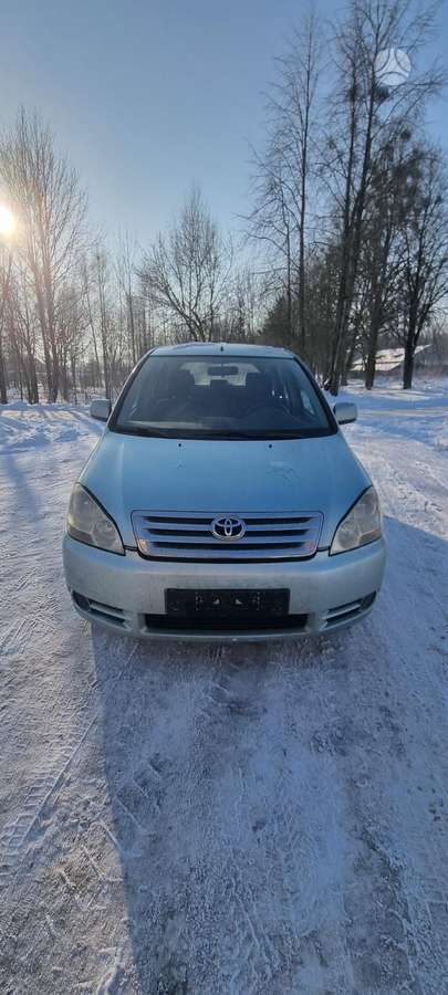 Toyota Avensis Verso