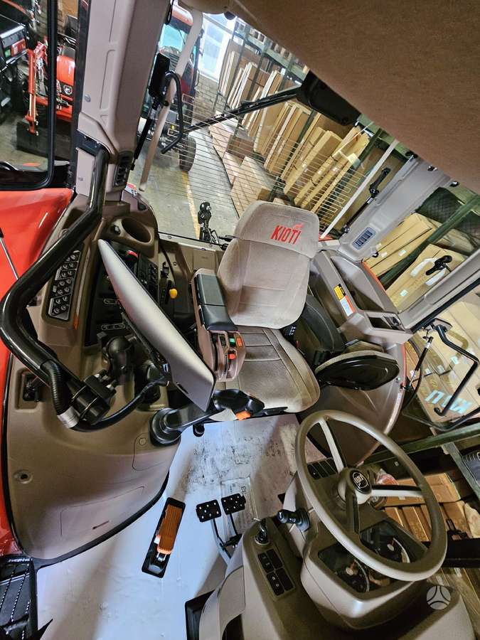 Kioti HX1403, тракторы