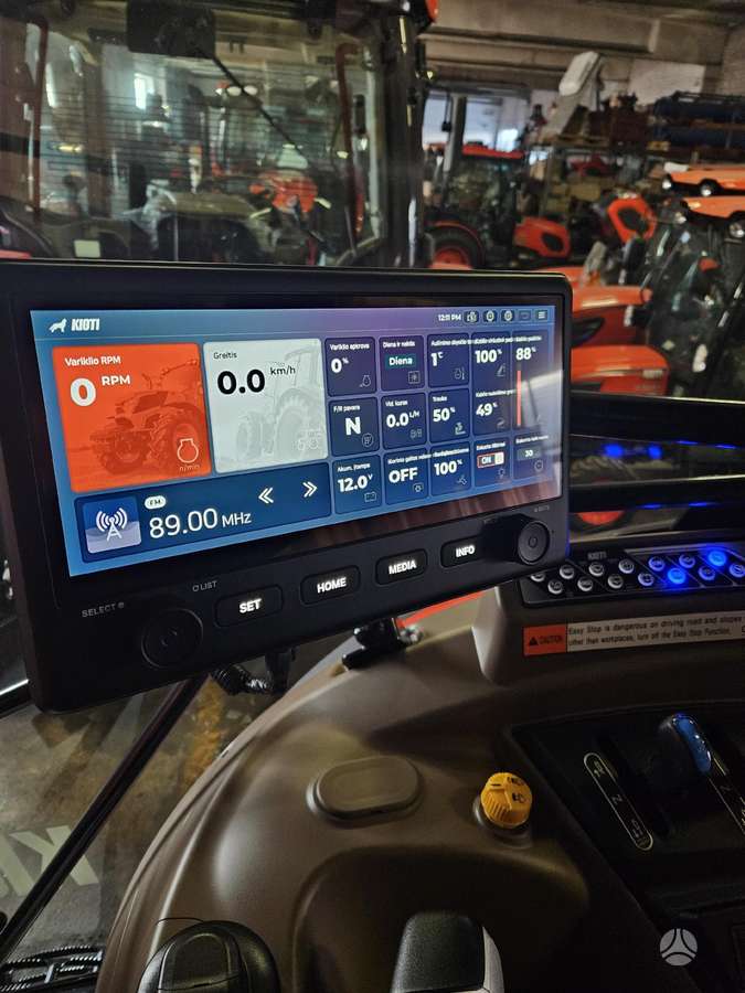 Kioti HX1403, тракторы